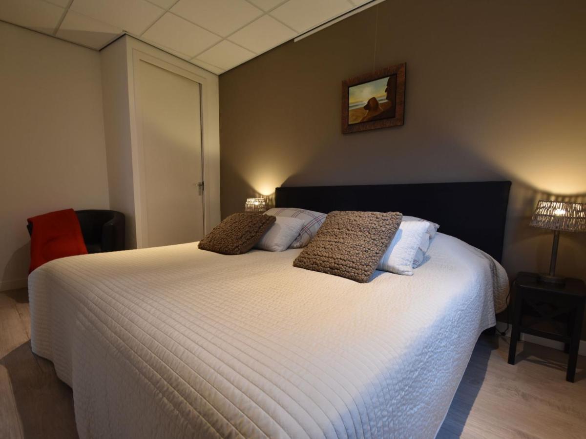 Luxurious Apartment Walking Distance From The Pleasant Centre Of แบร์เคน ภายนอก รูปภาพ